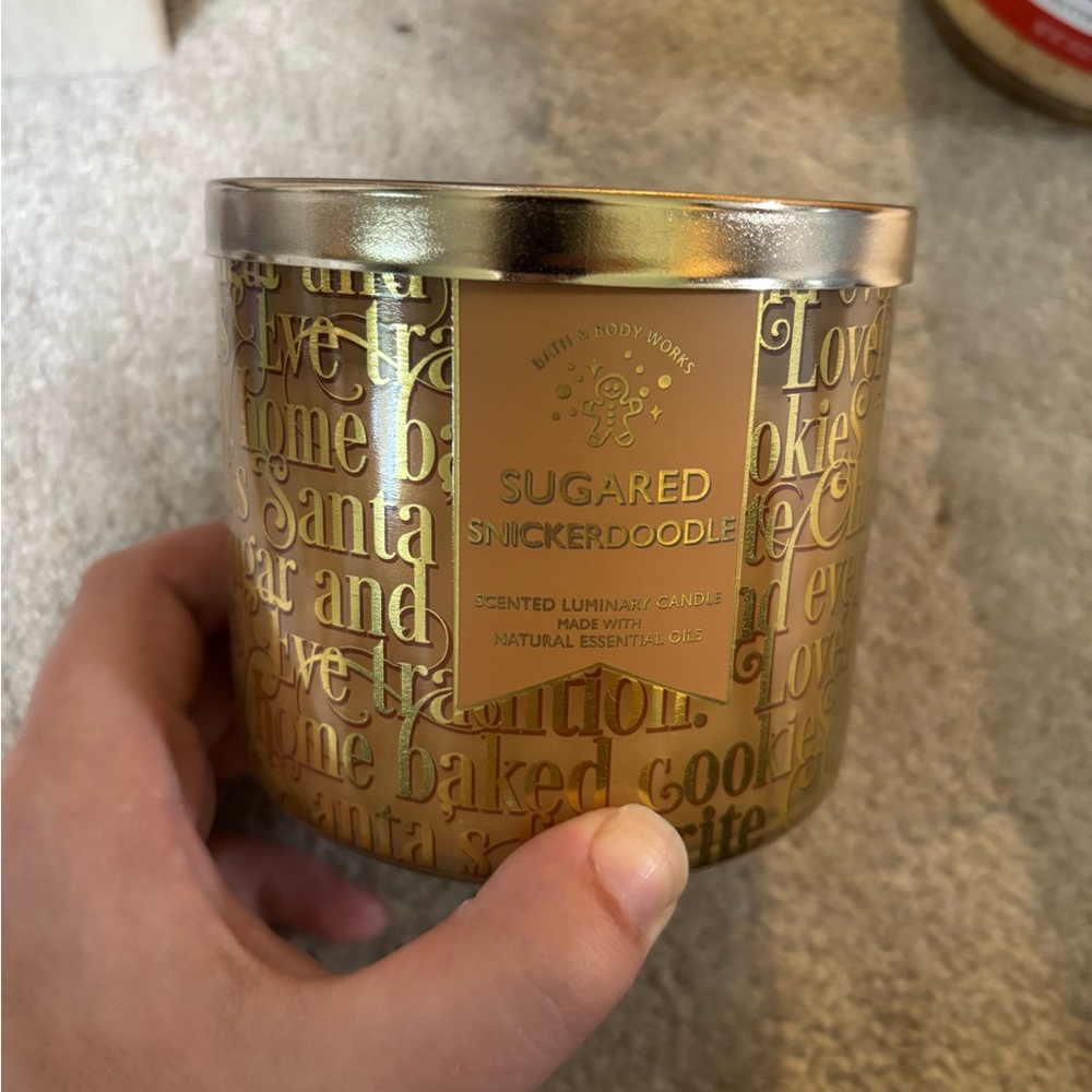 Bath & Body Works Sugared Snickerdoodle Candle - Gold